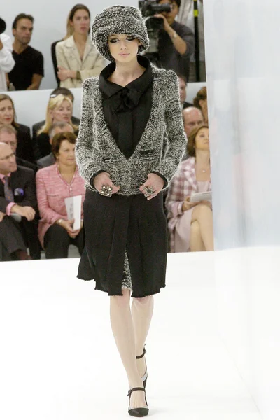Look 5